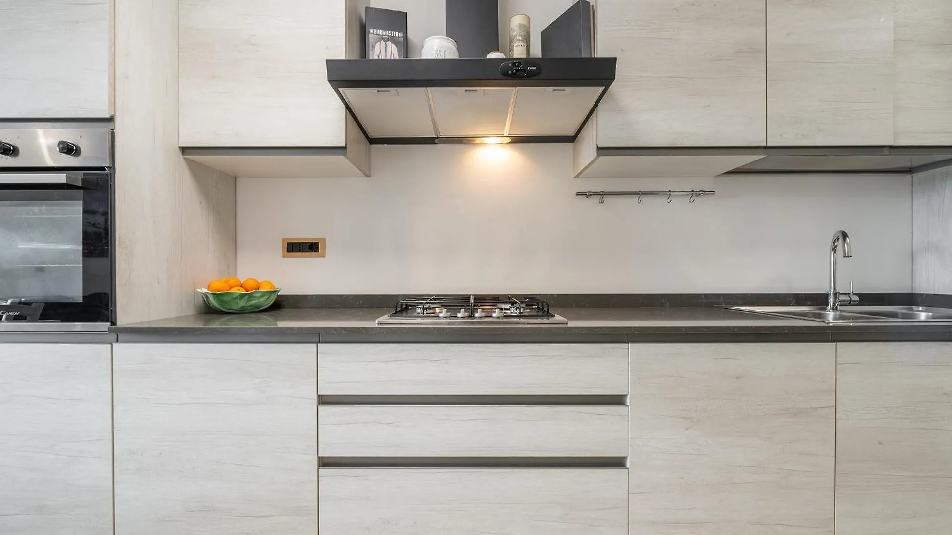 Casacolombo Lejlighed Quartu Sant'Elena 0*,  Italien